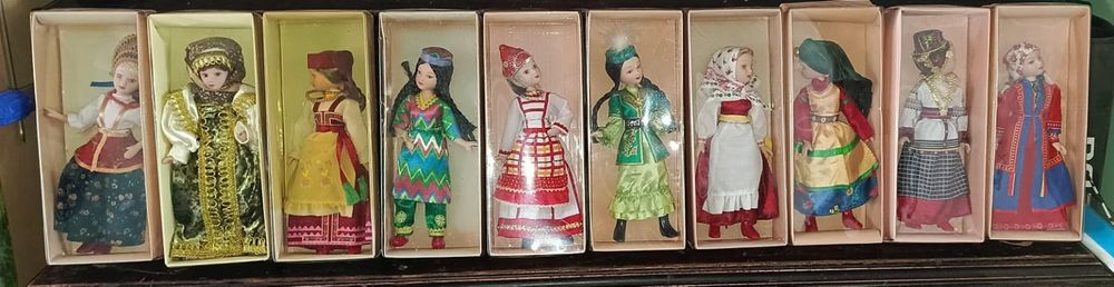 Куклы в народных костюмах