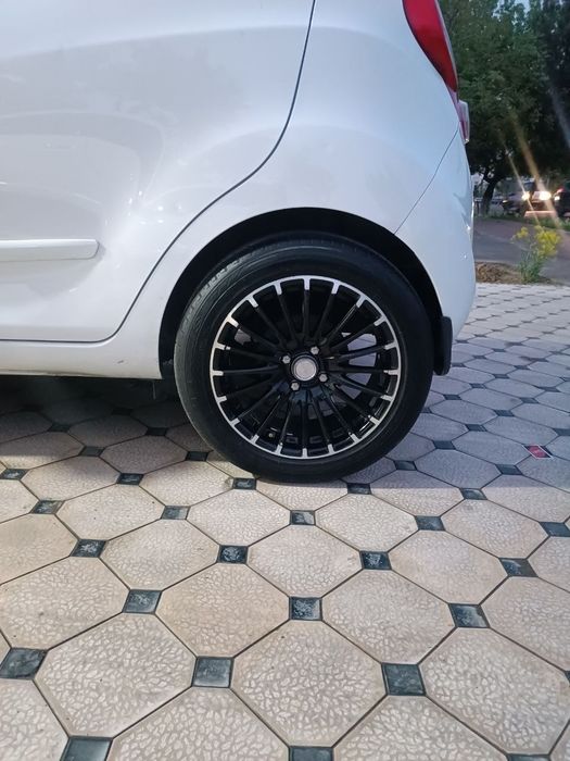 Vossen Diska Balon 195 55 R16 Holati Yaxshi