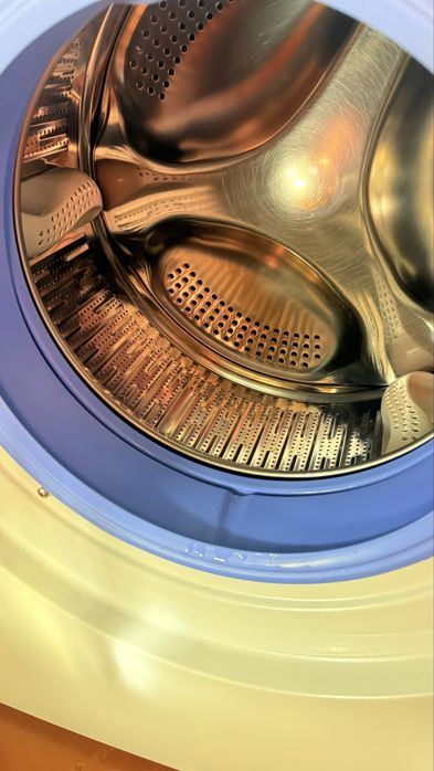 Продаю стиральную машину Haier 7 kg