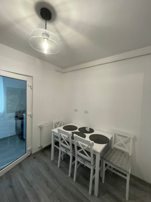Apartament 2 camere de închiriat