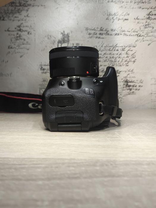 Продаю Canon 600d
