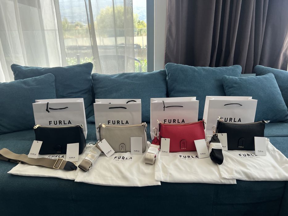 Furla Atena в три цвята. Черна,червена и бежова.100%ориг,сериен номер