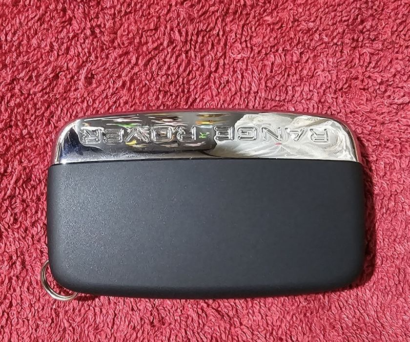 Ключ-брелок на Range Rover