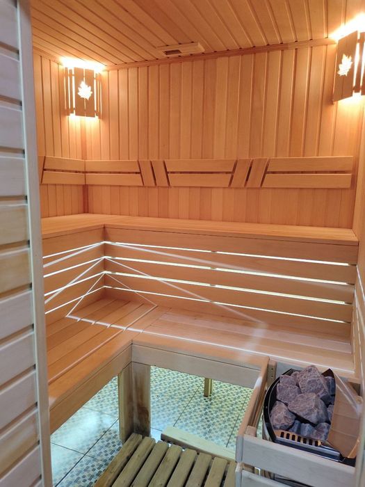 срочно сдаётся Евродом циалковиский 4-соток 3-уровень 6-комнат 4-сануз