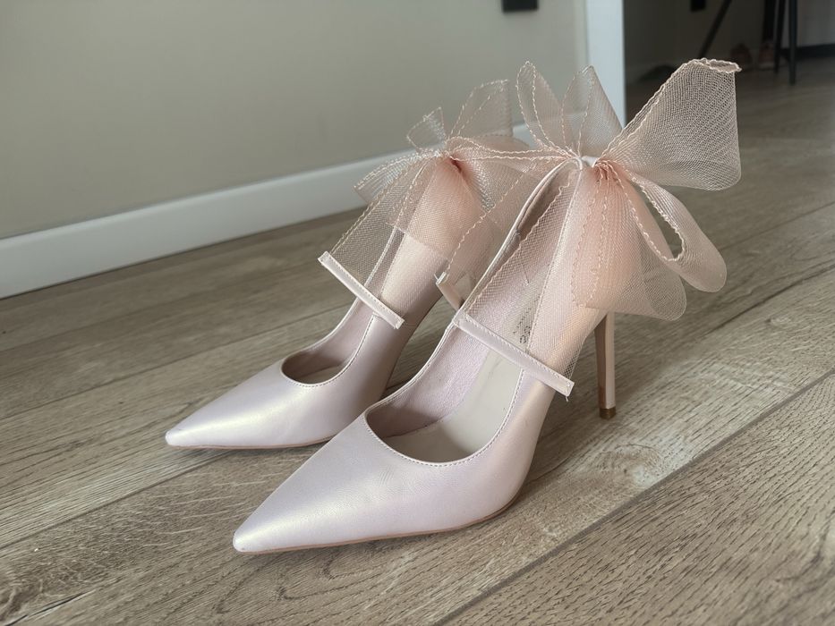 Туфли с бантиками