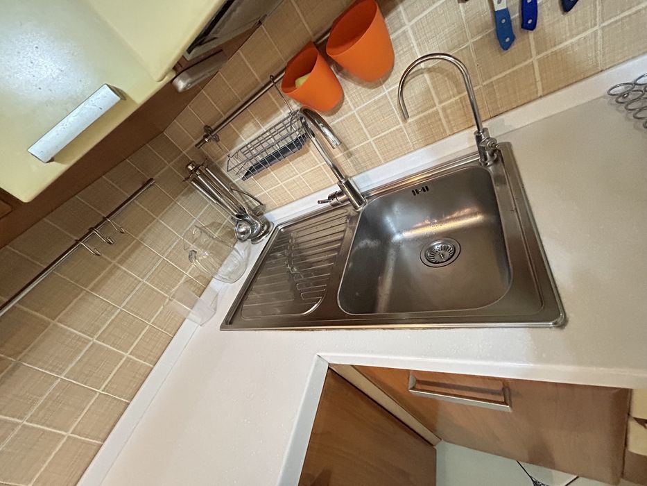 Продается кухонный гарнитур с техникой