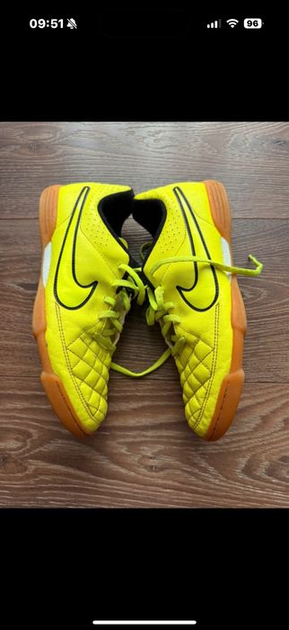 Nike Tiempo 37.5