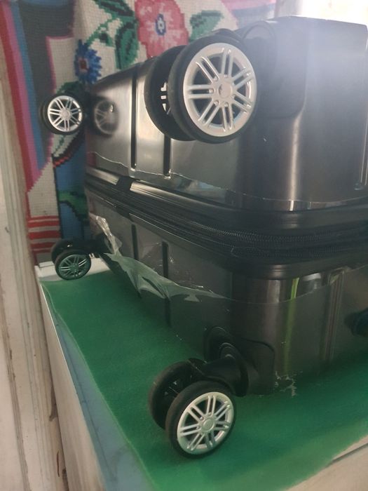 Troler Nou cu Etichetă, Superior, Cifrat, Ultima Generație, 4 Roți.