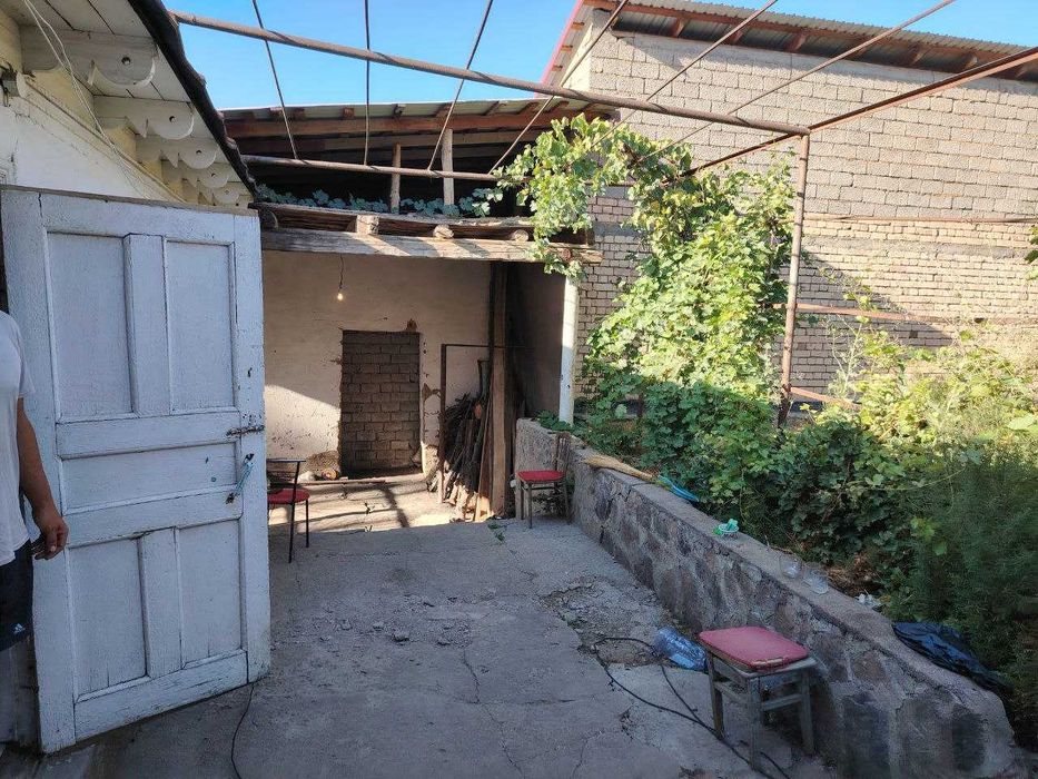 Продаётся дом с участком 6 соток в Акташе