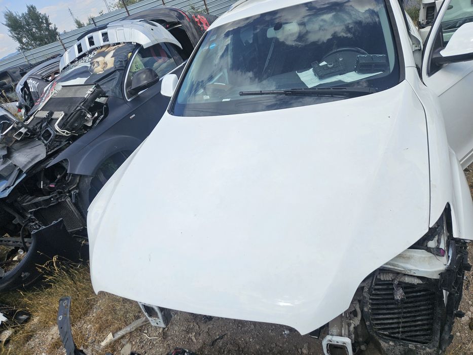 Феисов капак за Audi q7