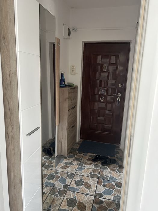 Apartament 2 camere pe pietonala