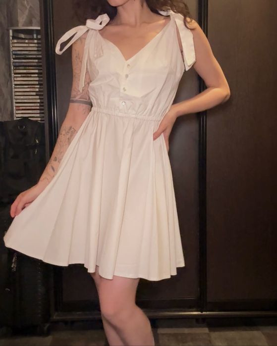 Пакет вещей (платья, кофты, пальто, куртки, рубашки)