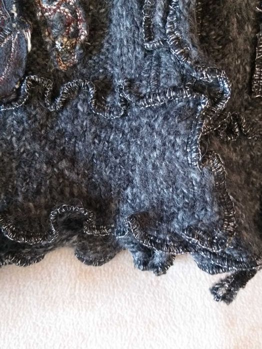 Топла, уникална жилетка