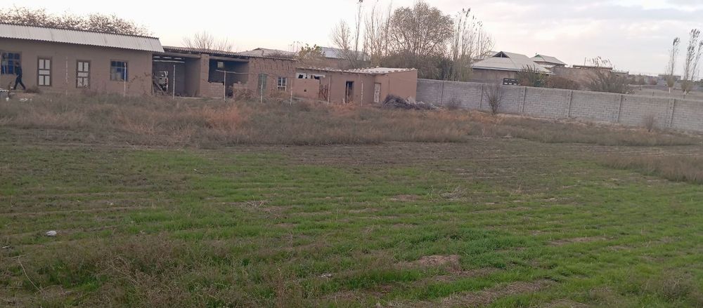 Участка сотилади!!!