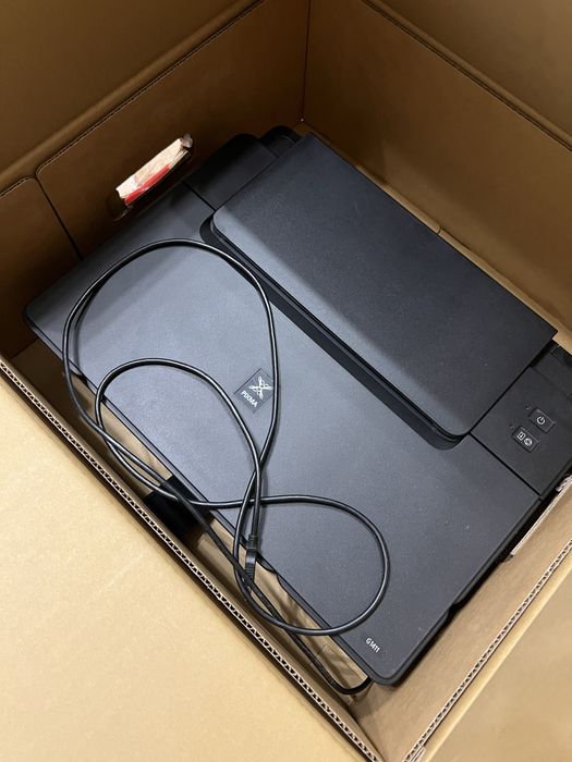 Цветной принтер Canon