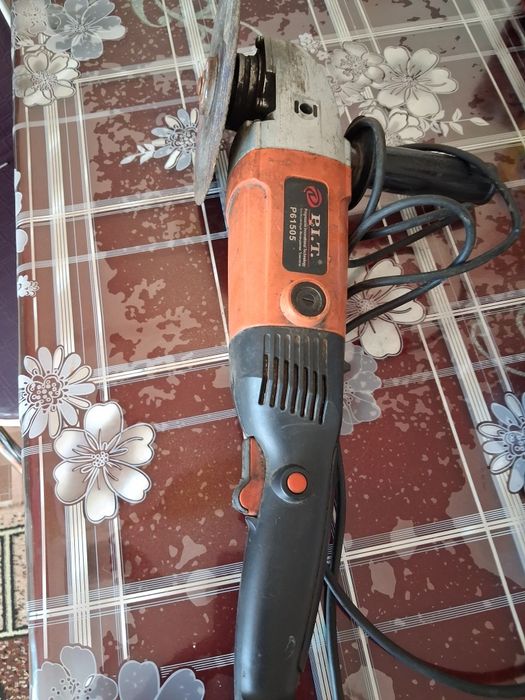 Продам  Болгарку  б/у.