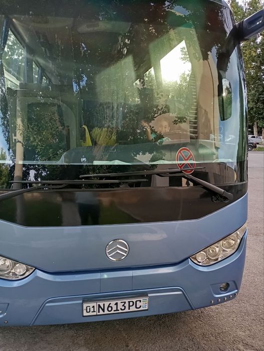 Golden dragon avtobus