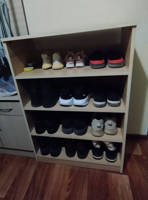 Тумбочка по обувь.