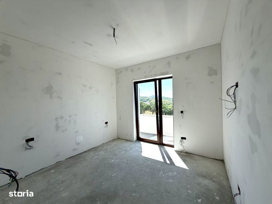 Casă modernă P+E 115 mp utili, 640 mp teren cartier Sărmaș