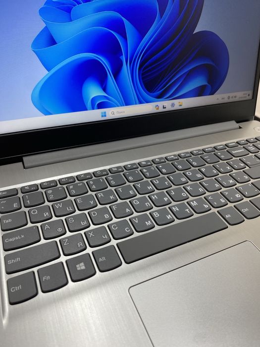 Lenovo IdeaPad 3