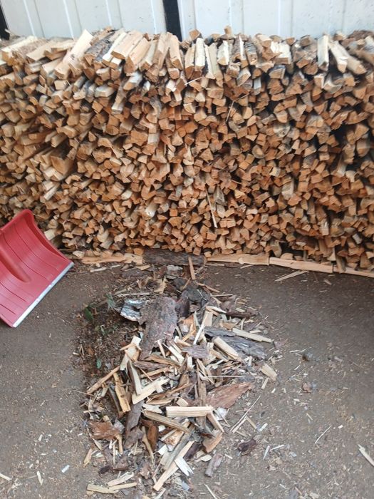 Дрова колотые сосна.