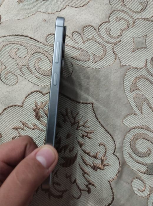 Samsung s25fe почти новый