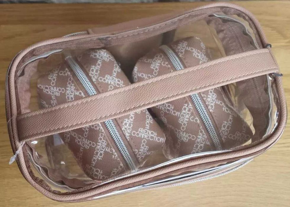 Несесер за козметика French Connection Bag Чанта
