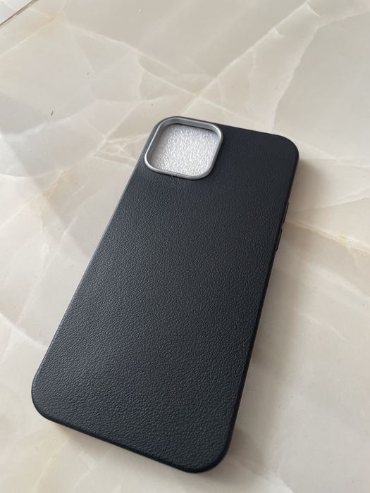 Калъфи за iPhone 12 Pro