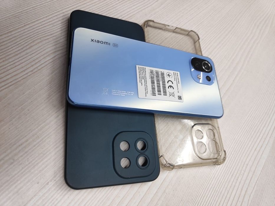 Продам XIAOMI 11