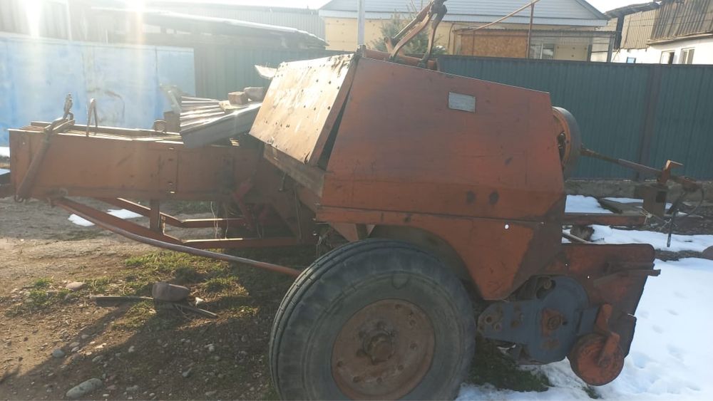 Продам трактор и пресс