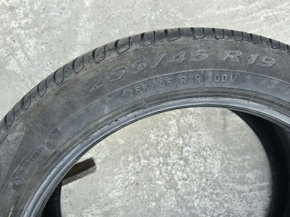 2 Броя 255/45/19 Pirelli 5,2mm