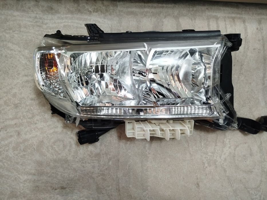 Фара land cruiser