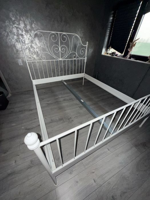 Cadru de pat metalic