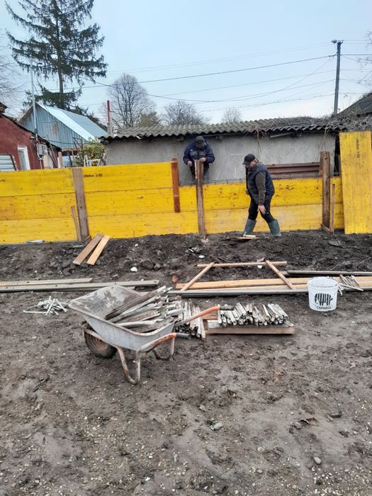 Finisaje interioare și exterioare