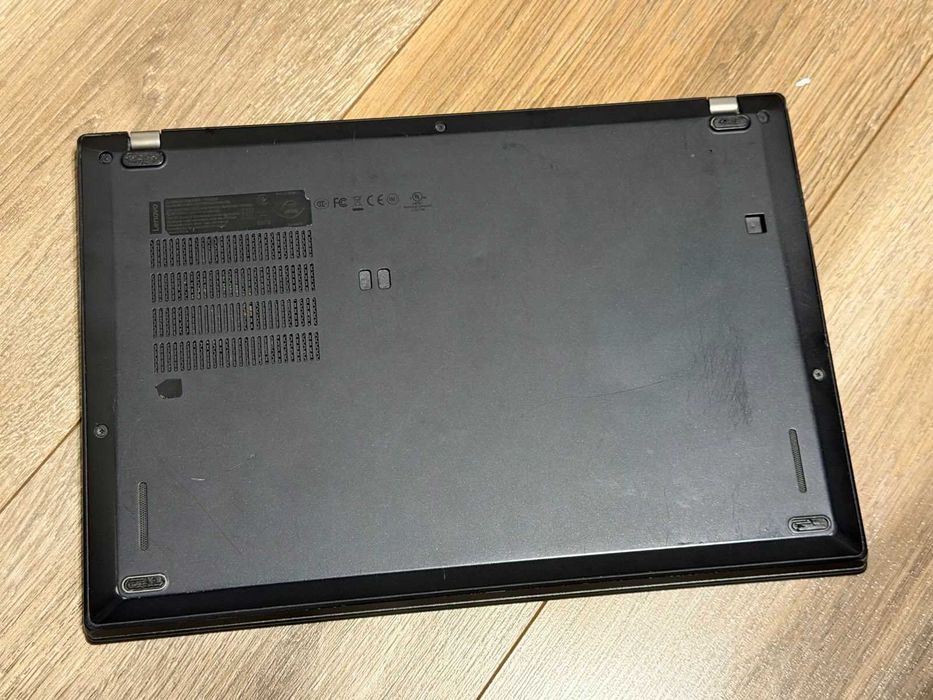 lenovo Thinkpad x280 i5-8350U/8RAM/256SSD/Intel UHD Graphics/Full HD