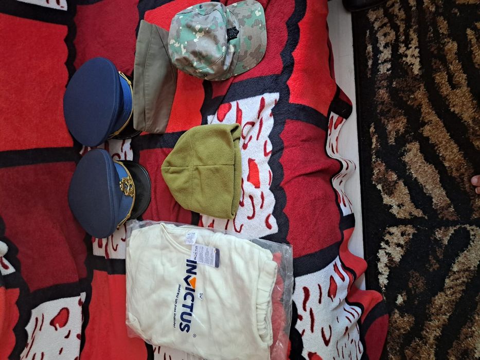 Bocancii militari și accesorii
