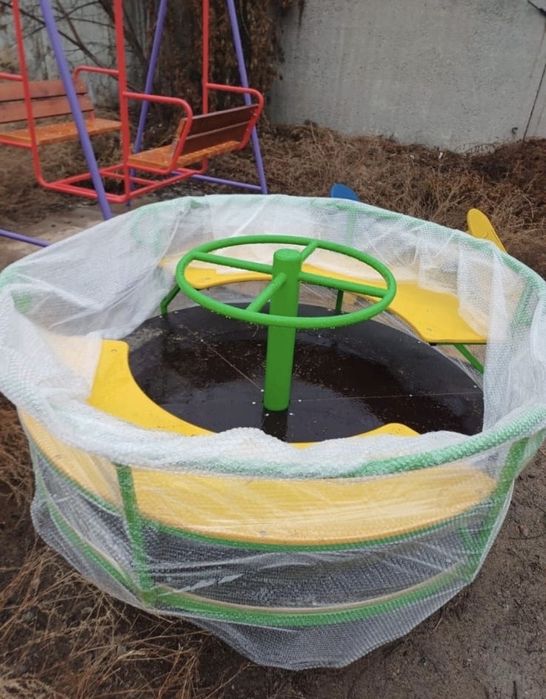 Горки карусели качели