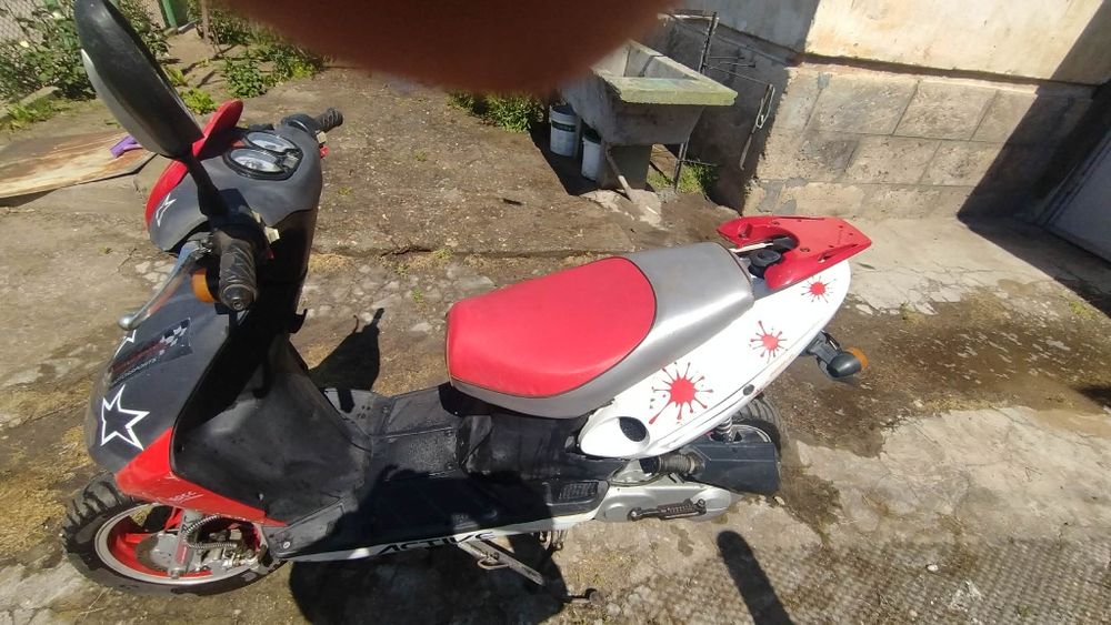 продавам скутер 49 cc 4t