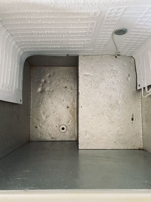 Продам морозильник