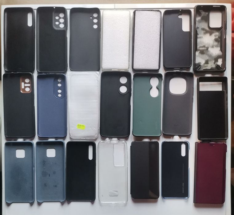 Lot huse și folii telefoane