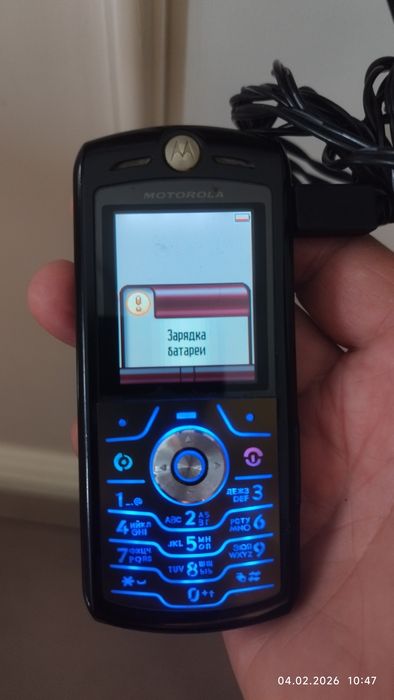 Мобильный телефон Motorola l7