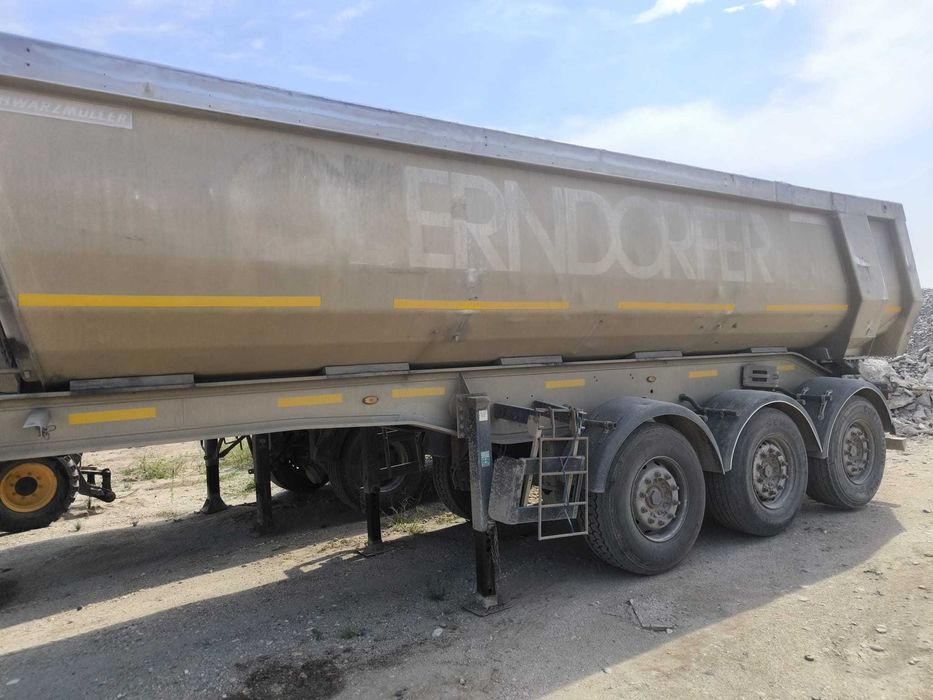 Semiremorca Schwarzmuller 2006