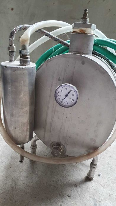 Aparat electric (cu ceas) pentru a fierbe băuturi