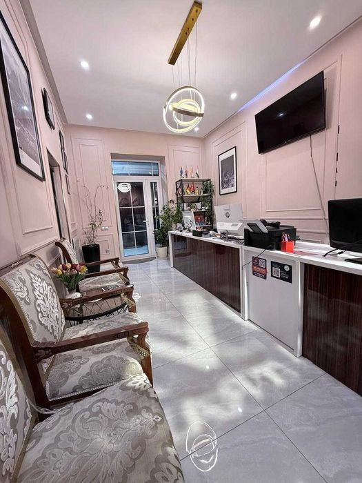 Продается коммерческое помещение на ул Навои, первая линия!