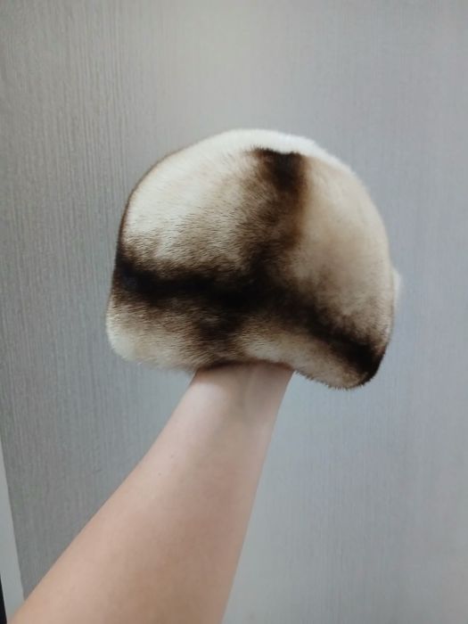 Продам норковую шапку