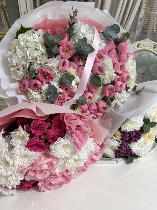 Букеты цветов.