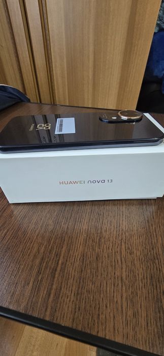 Huawei Nova 13  256 giga/12gb Ram
