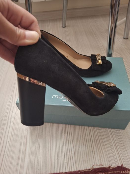 Продается Женская обувь