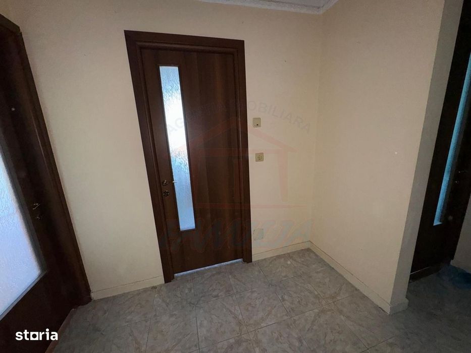 47.900 euro APARTAMENT LIBER, doua camere, decomandat,  Micro17