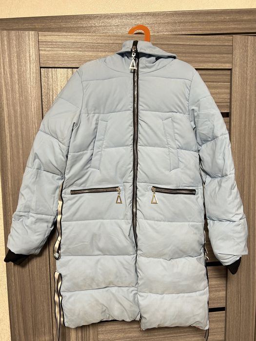 Продам куртку для девочки